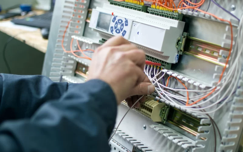 Commercial Electricians