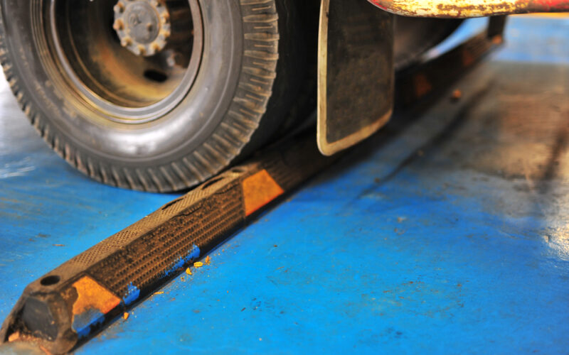 wheel stop-rubber
